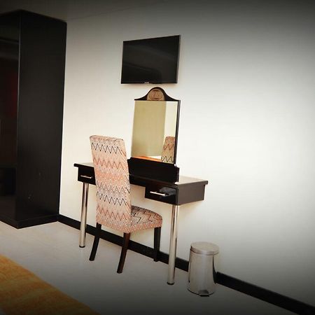 Kismet Hotel Питърмарицбург Екстериор снимка